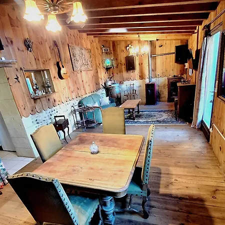 Le Saloon * Aire-sur-lʼAdour